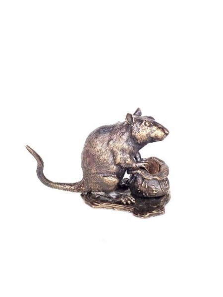 Крыса с монеткой